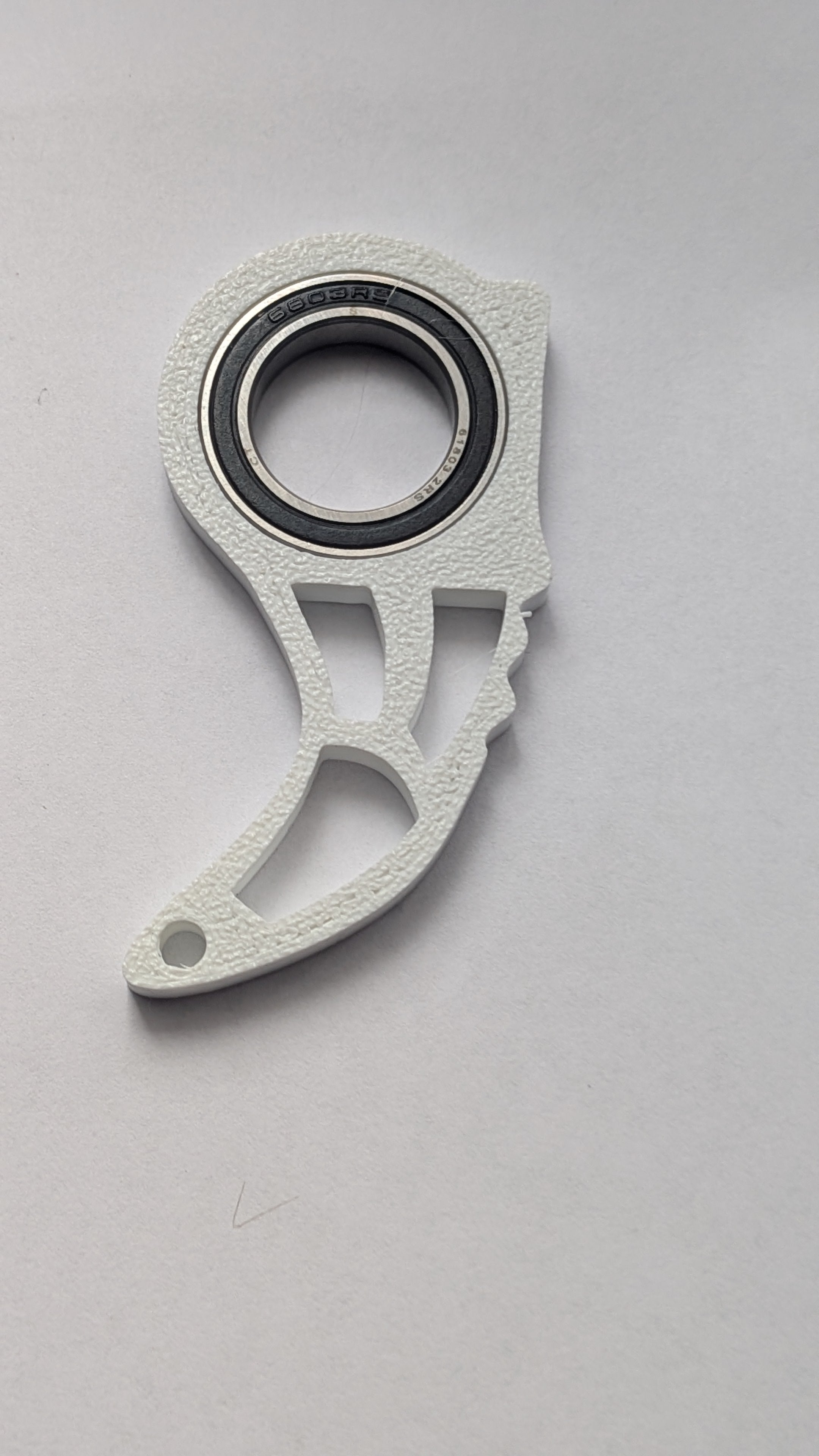 keyrambit v1-WINTER WHITE